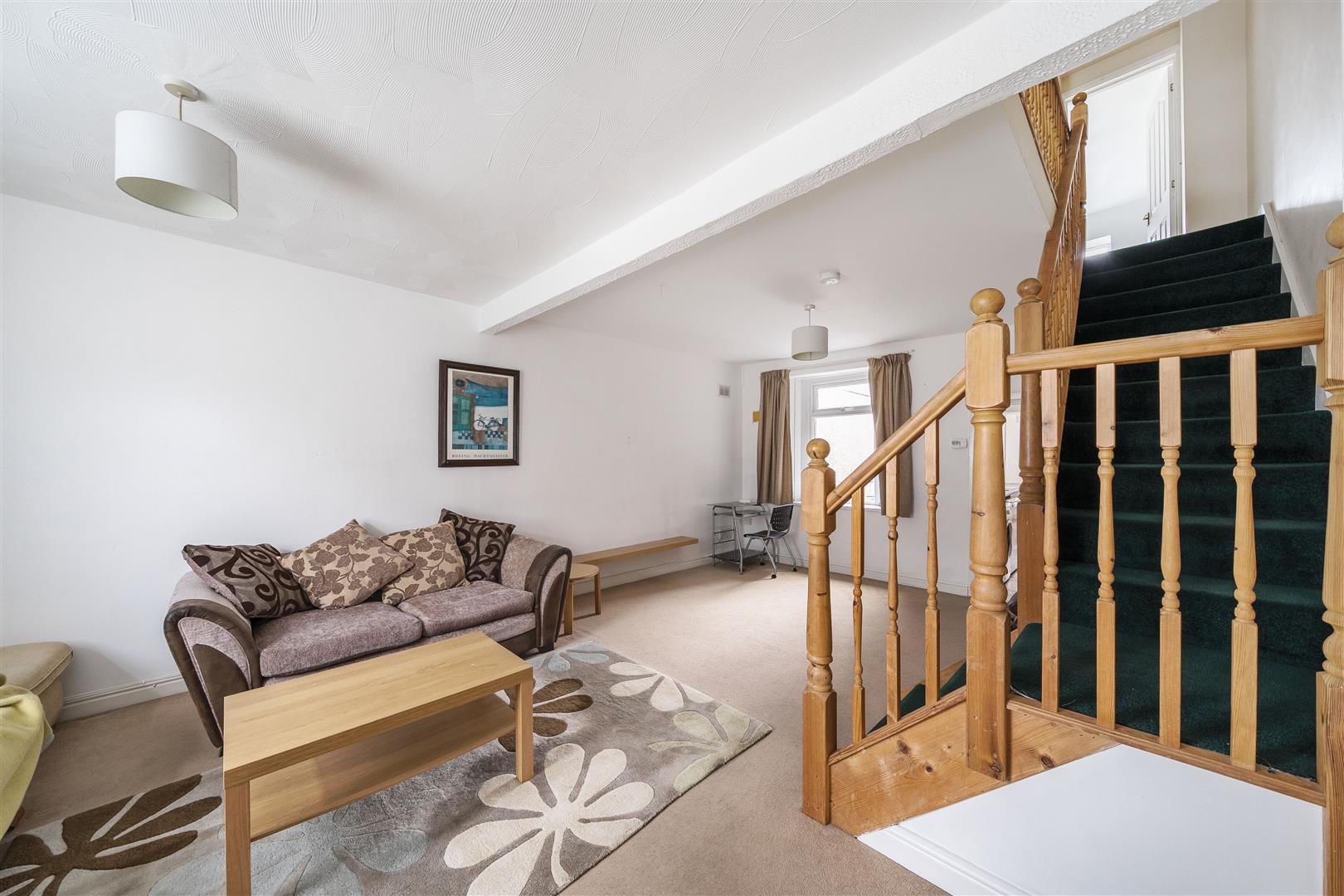 Burrows Road, Sandfields, Swansea, SA1 3TT